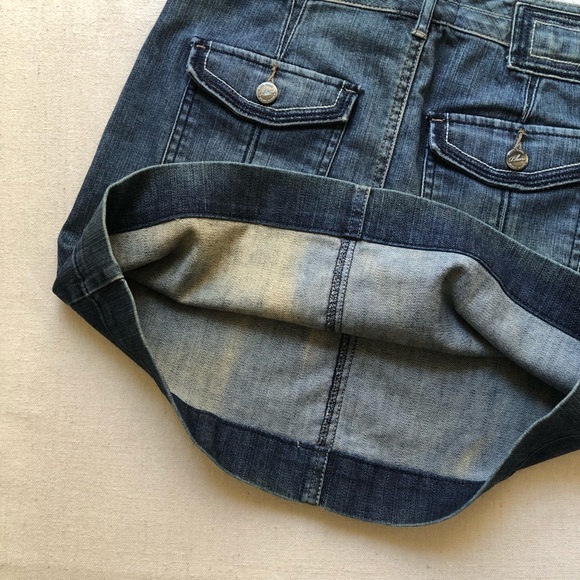 White House Black Market Blanc Denim Skirt - Picture 9 of 10